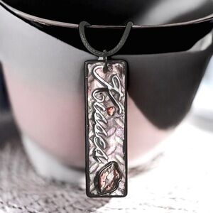 5 For $25💫Psychedelic Tie-Dye 3-D Kisses Lips Pendant Necklace